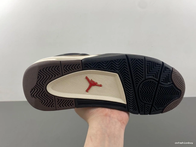 Travis Brown Scott Air TS Retro Jordan AJ4-882335 x 4 0712